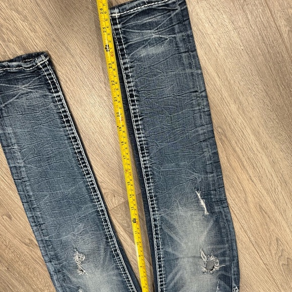 Rock Revival Beet Red Mid-Rise Skinny Stretch Jean - Picture 11 of 16